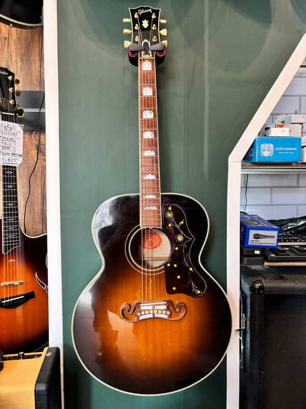 Gibson SJ-200 Original