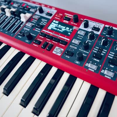 Nord Electro 6D SW61 Keyboard / Stage Piano (like new) image 2
