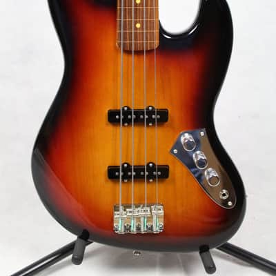 Fender Jaco Pastorius Fretless Jazz Bass 3-Color Sunburst w/ Deluxe Brown Hardshell Case image 2