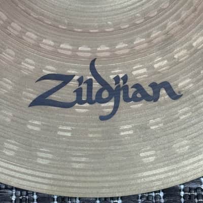 Zildjian ZHT 10" Splash Cymbal 10 Inch image 4