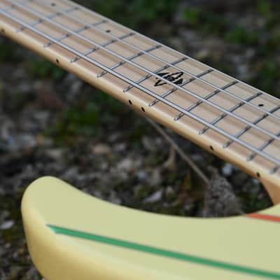 Dingwall John Taylor Signature 4-string - Primrose image 8
