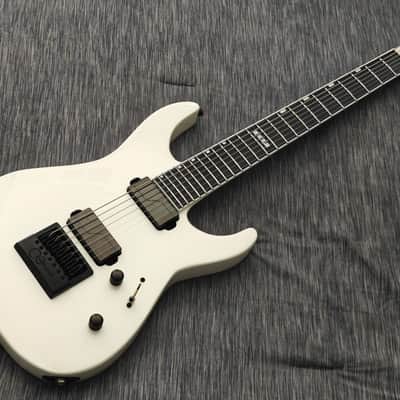 ESP E-II M-II 7B Baritone Evertune 7 String Pearl White image 5