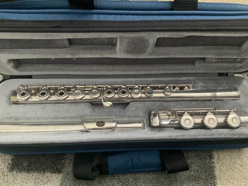 Gemeinhardt 3SHB - Solid Silver Head Joint-All New Pads, Case image 1
