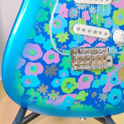 *NEW IN BOX* 2025 Fender Japan Limited Edition Stratocaster Blue Flower 2025 !! image 4