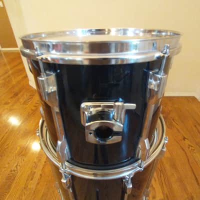 Pearl Export series 12 round x 10 rack tom gloss black mint condition image 3