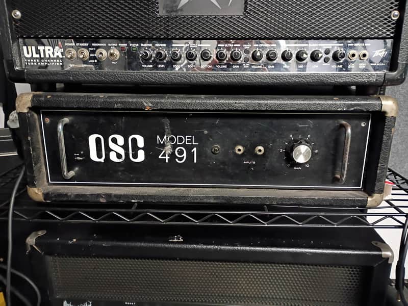 QSC 491 70s - Black tolex image 1