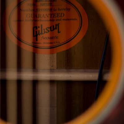 Gibson Hummingbird Artist 2008 Honeyburst image 4