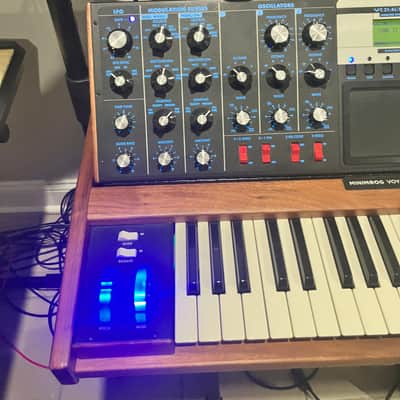 Moog Minimoog Voyager Select Series 44-Key Monophonic Synthesizer 2006 - 2013 - Cherry Cabinet image 4
