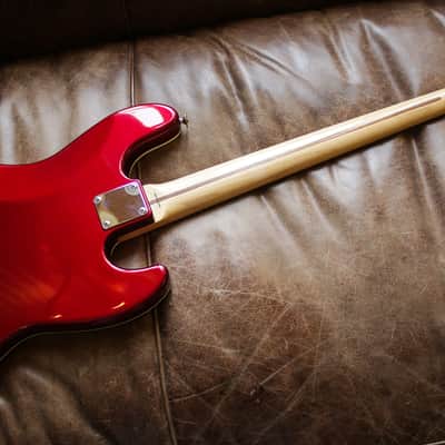Rare Left Handed Fender Jazz Bass Aerodyne 2010 Candy apple red image 7