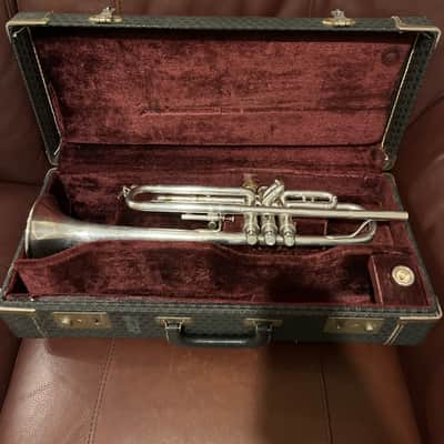 Holton Revelation Bb Trumpet SN 84863 (1924)(professional) image 1