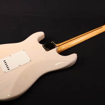 MINT Fender Custom Shop 2019 Vintage Custom 1957 Stratocaster NOS Maple Fingerboard Aged White Blonde 368 image 7
