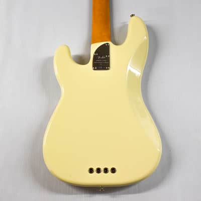 Fender American Professional II Precision Bass - Olympic White image 9