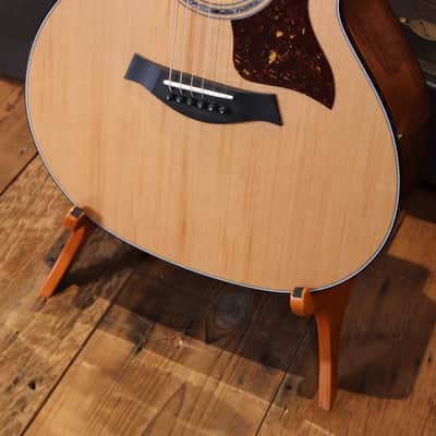 Taylor 514CE Legacy 2024 - Gloss Natural - Signed by Bob Taylor and Kurt Listug image 4