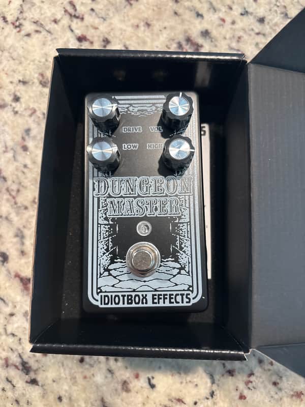 IdiotBox Effects Dungeon Master