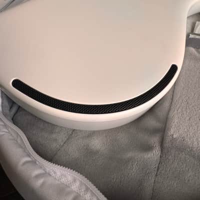Lava Genie 2025 Smart Guitar / Sampler - White image 8
