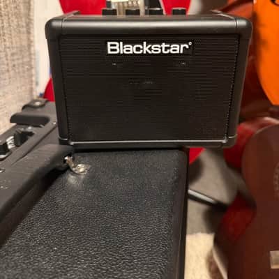 Blackstar Fly 3 3-Watt 1x3" Battery-Powered Mini Guitar Combo 2014 - Present - Black image 2