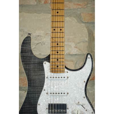 JET GUITARS JS450 TBK - Stratocaster HSS Roasted Maple Neck - Flame Top Transparent Black image 6
