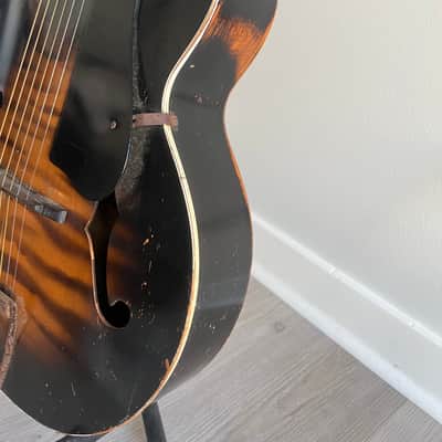 Harmony Ridgeway archtop acoustic  1943 Moon burst image 4