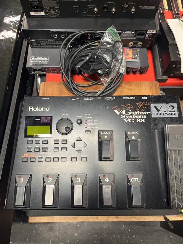 Roland VG-88 2000 - 2007 - Black image 1