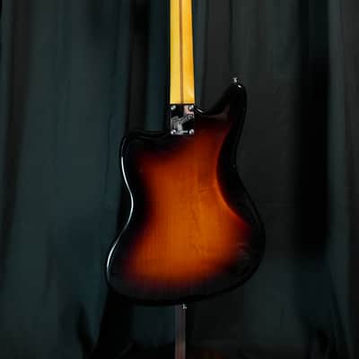 Fender American Professional Classic Jaguar 2025 - Present - 3-Color Sunburst image 7