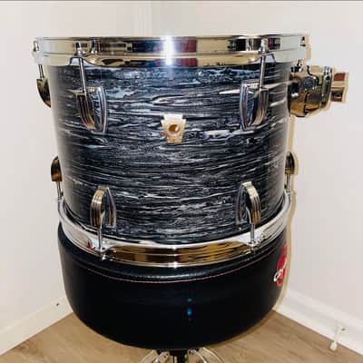 Ludwig Classic Maple CUSTOM 9x13 / 13x15 / 14x22" Jazz Recording Drum Set - Vintage Black Oyster Pearl image 8