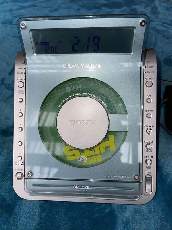 Sony Dream Machine CD Clock Radio Model ICF-CD855V image 1
