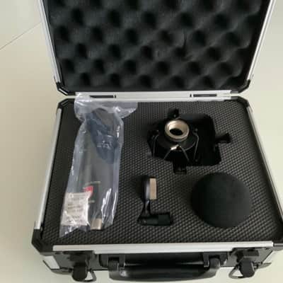 Lauten Audio LS-208 Large Diaphragm Cardioid Condenser Microphone with Custom Pop Filter image 4