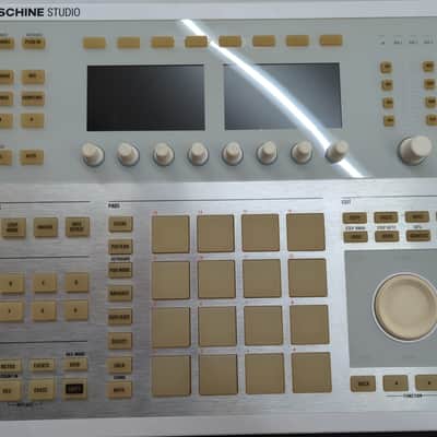 Native Instruments Maschine Studio 2010s - White image 3