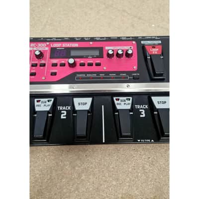 Boss RC-300 - Multi-Effects Pedals - Excellent w/ power supply image 3