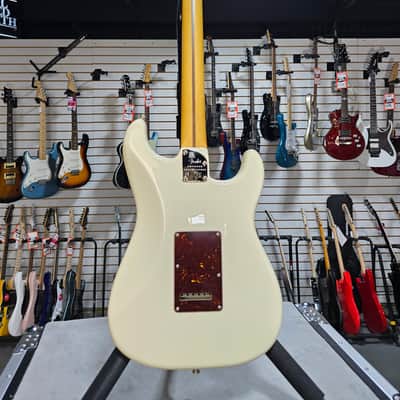 Fender American Professional II Stratocaster Left-handed - Olympic White w/Maple Fingerboard + OHSC & PLEK*D #290 image 8