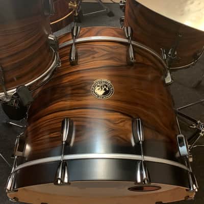 Masters Of Maple Neo Classic kit exotic Santos Rosewood 12-16-22 DW brackets and legs image 2