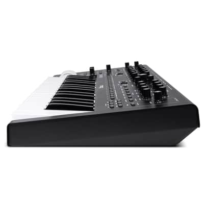 Moog Messenger - Synthesizer image 7