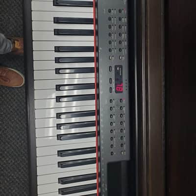 Yamaha Clavinova CVP 85a - 88 key keyboard (on wheels) image 3