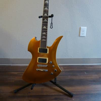 B.C. Rich Mockingbird White