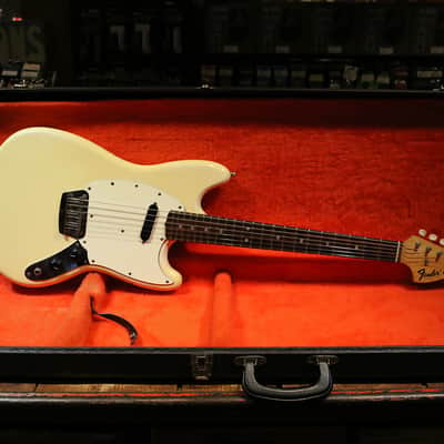 Fender Musicmaster with Rosewood Fretboard 1970 - 1979 - Olympic White image 8