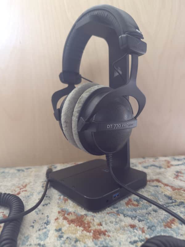 Beyerdynamic DT 770 Pro 250 Ohm 2010s - Black image 1