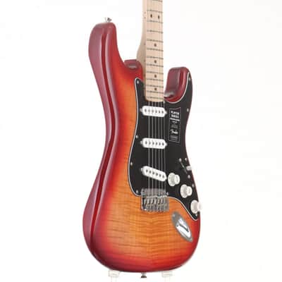 Fender Player Stratocaster Plus with Maple Fingerboard and Aged Cherry Burst Finish Fender [Mx22289943] (04/06) image 8