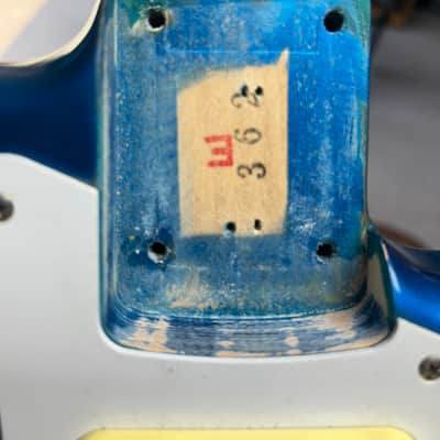 Fender Stratocaster made in japan 1989 - Blue image 12
