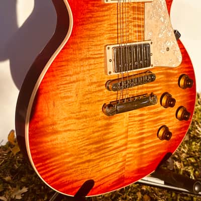 Custom Gibson Les Paul Standard T 2016 Premium Plus - Heritage Cherry Sunburst image 4