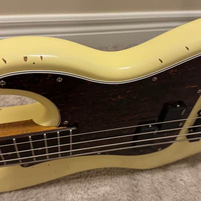 ESP LTD TS-4 Tommy Stinson Signature 2013 - 2015 - Distressed Vintage White image 18