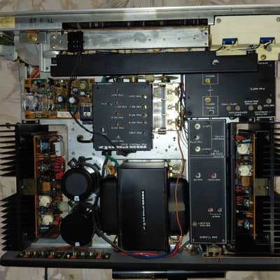 Marantz Model 2275 75-Watt Stereo Solid-State Receiver 1974 - 1977 -Fully Restored Silver with simulated woodgrain vinyl cover image 10