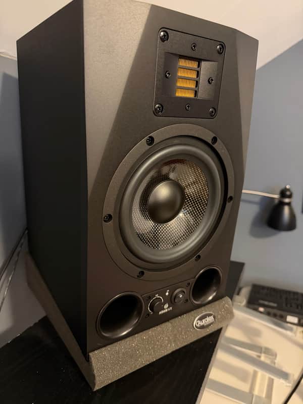 ADAM Audio A7X 7" Powered Studio Monitor (pair) Regular