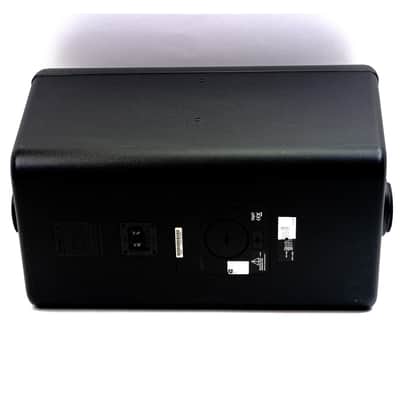 JBL Control 30 – 250W 10" Indoor/Outdoor Speaker with Mounting Bracket – Black image 4