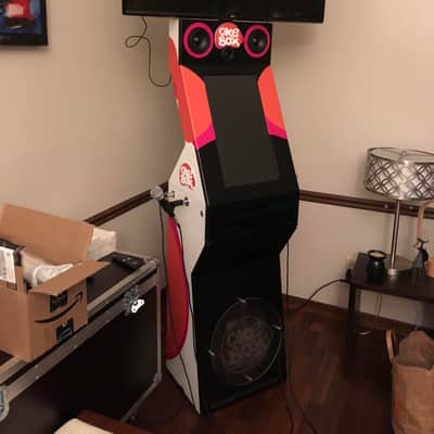 Okebox  Stand-Alone Karaoke Machine image 1