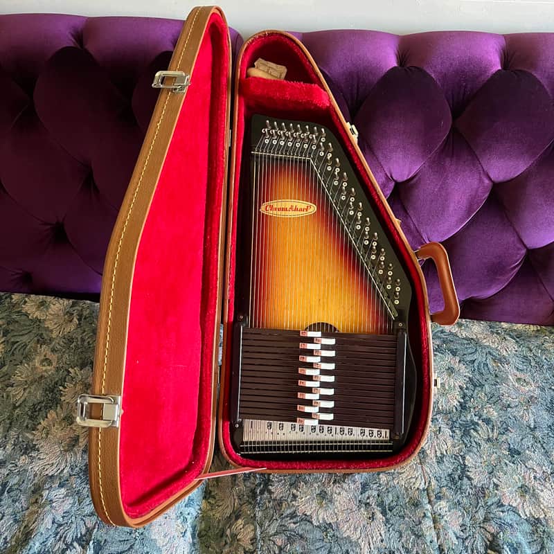 Samick "Chromaharp" Autoharp with Case image 1