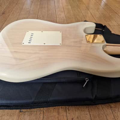 Fender Stratocaster Richie Kotzen Transparent White Burst 2016 image 21