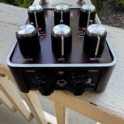 Universal Audio Ruby ’63 Top Boost Amplifier 2022 - Present - Ruby / Silver image 3