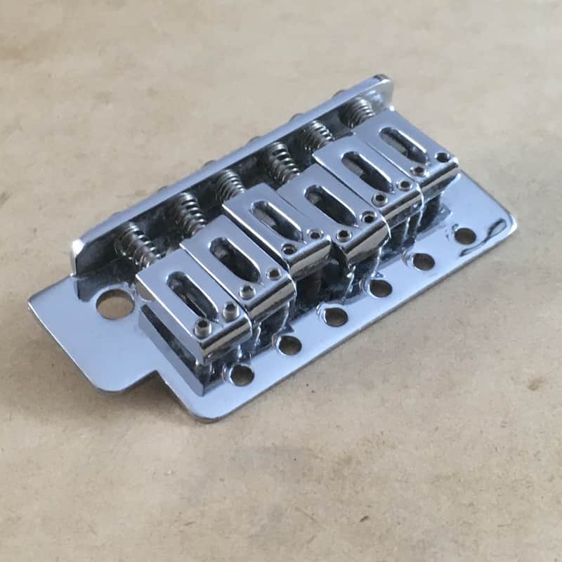 Fender? Early MIM Vintage Strat Bridge Plate Light NOS Aged 6 Rare Saddles Very Light Relic image 1