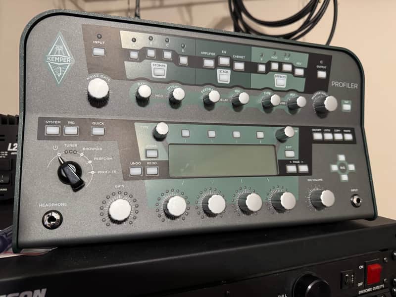 Kemper Amps Profiler PowerHead 600-Watt Digital Modeling Guitar Amp Head 2013 - 2025 - Black image 1