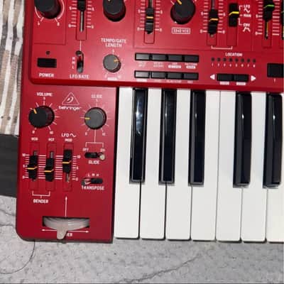 Behringer MS-101 Analog Synthesizer image 3